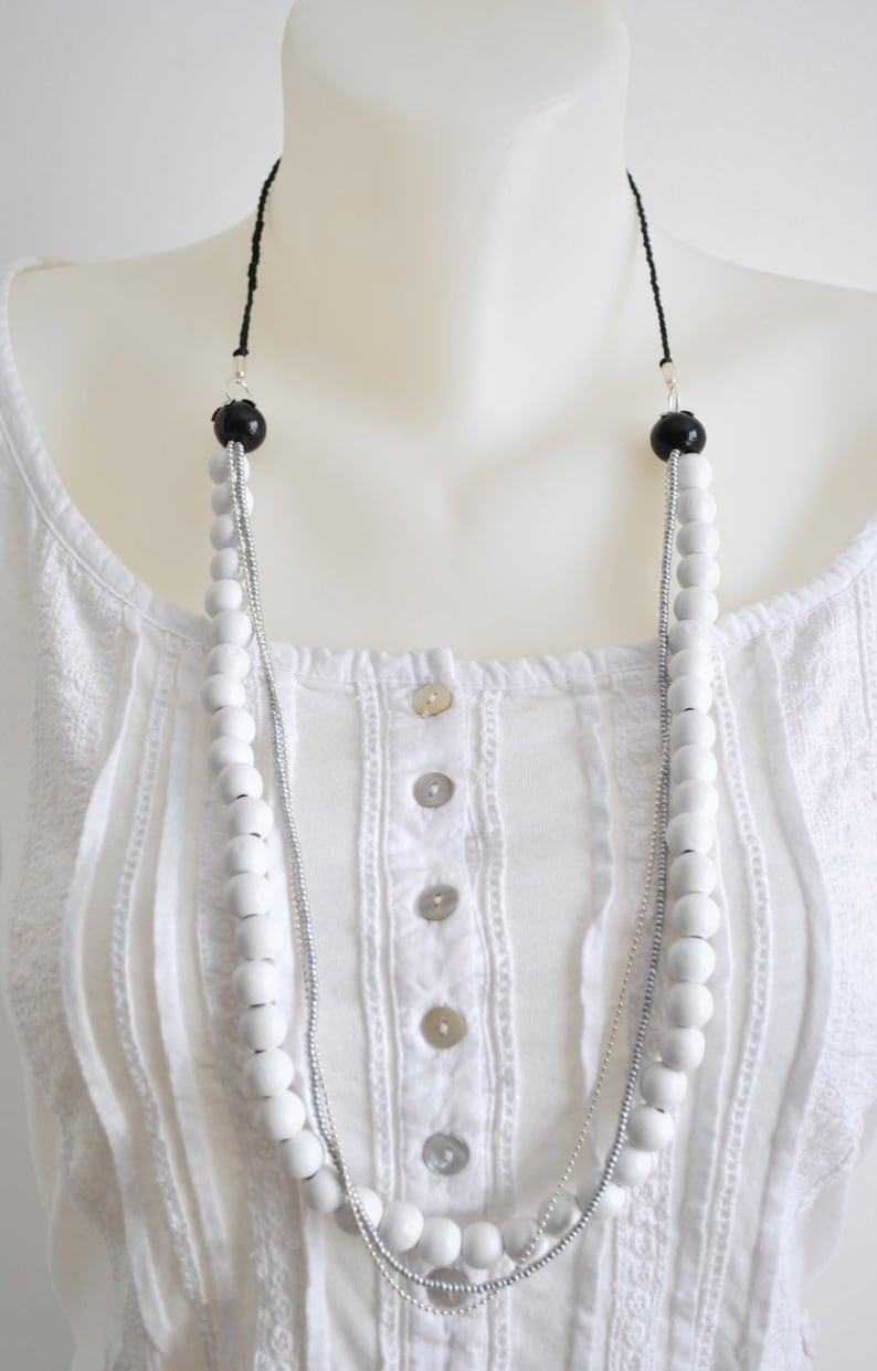 wood and ceramic. Necklace women