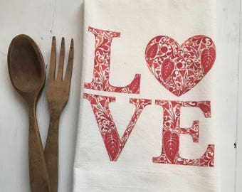 Valentines Day Decor. Valentines Gift. Valentines Love. Farmhouse Decor. Kitchen Towel. Flour Sack Towel. Dish Towel. Tea Towel Flour Sack.