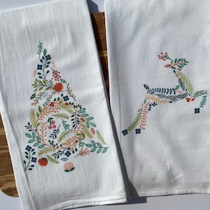 Christmas Dish Towel. Tea Towel. Flour Sack Towels. Farmhouse Decor. Tea Towels Flour Sack. Kitchen Towels. Farm Fresh. Farm House