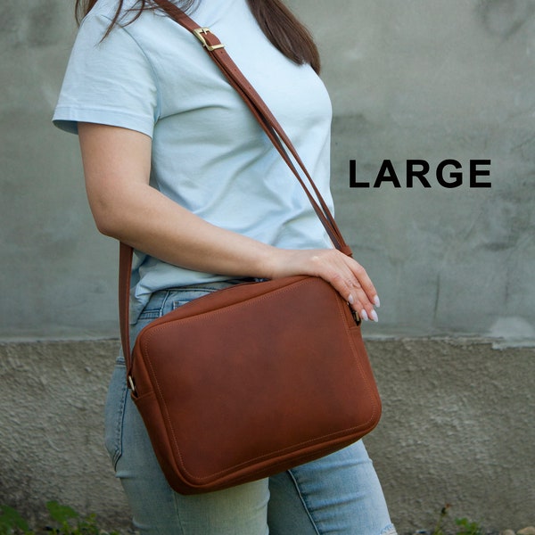 Women Cognac Color Leather Purse Women Shoulder Bag Brown Vintage Effect Leather Handbag Minimalist Purse