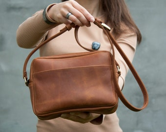 Vrouwen schoudertas cognac kleur lederen handtas gepersonaliseerde crossbody portemonnee