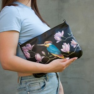Bolsa feminina transversal com pintura de pássaros e flores de magnólia rosa Bolsa de couro macio feita à mão Bolsa de couro preta Bolsa de férias feminina