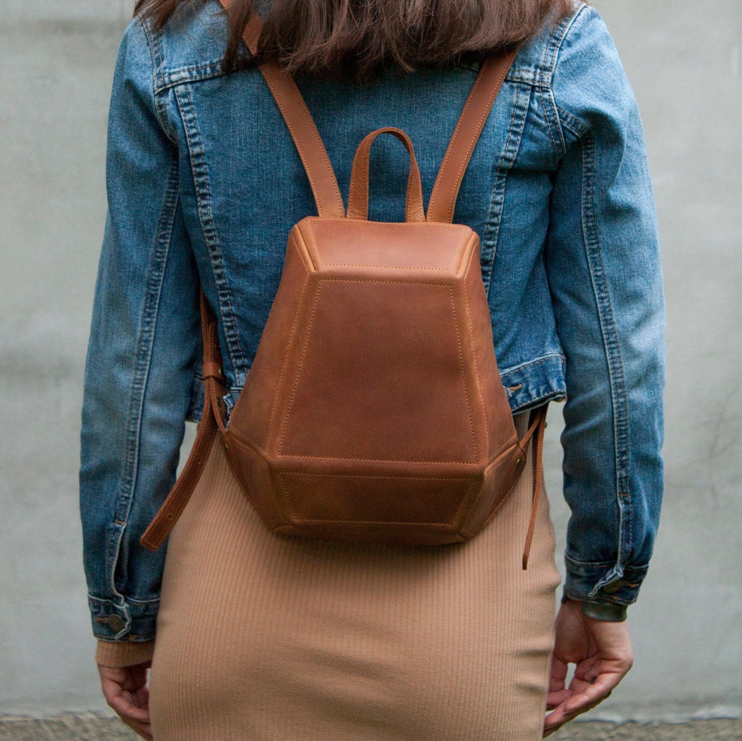 Mini-Rucksack mit Diebstahlschutz für Damen, Leder, geometrische