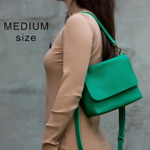 Women Green Leather Shoulder Bag Minimalist Purse Handmade Crossbody Bag Women Gift Idea Soft Leather Bag Emerald Green Leather Purse