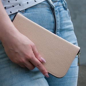 Cartera básica de cuero beige claro para mujer, monedero con cremallera, monedero hecho a mano, monedero minimalista, monedero grande, idea de regalo para esposa, idea de regalo para mamá