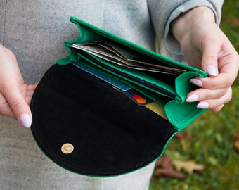 Green Leather Wallet Women Simple Purse Minimalist Wallet Large Size Wallet Women Perfect Gift Idea Soft Green Leather Purse