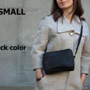 ブラックレザーのクロスボディバッグ、女性へのギフトアイデア、大きめサイズのハンドメイドクロスボディバッグ、ミニマリストなベーシックなハンドバッグ