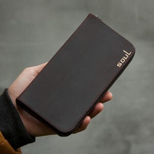 Portefeuille zippé pour homme en cuir marron, grand portefeuille fait main en cuir mat, portefeuille idéal au quotidien, portefeuille minimaliste, idée cadeau pour homme
