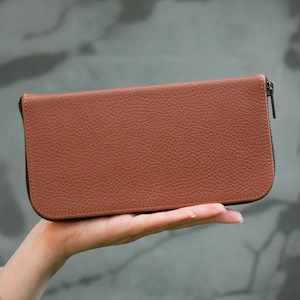 Cartera minimalista Cartera de cuero marrón Cartera básica Cartera con cremallera para mujer Cartera de cuero de alta calidad Idea de regalo perfecta para mujer Cartera hecha a mano