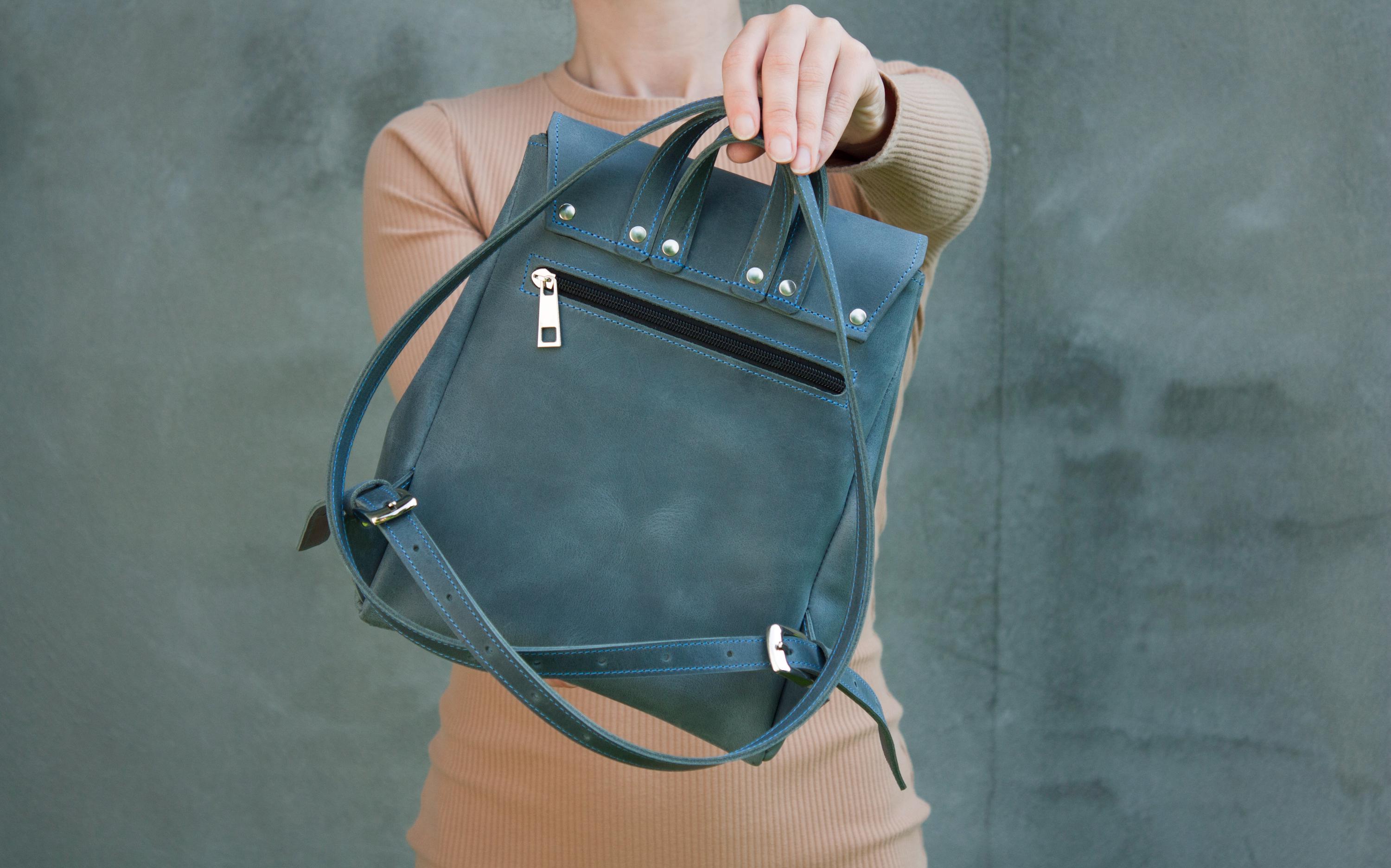 lululemon belt bag yellow This @lululemon belt bag is the perfect back-to-school accessory. Get yours  online or grab one in store while supplies last 