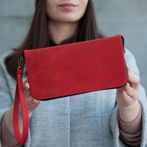 Monedero de piel roja Monedero grande de uso diario Monedero con cremallera Monedero minimalista de piel roja Monedero hecho a mano Monedero de piel con efecto vintage