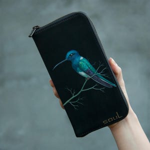 Cartera de cuero negra con cremallera y diseño de colibrí para mujer, cartera grande hecha a mano con diseño de pájaro, ideal como regalo.