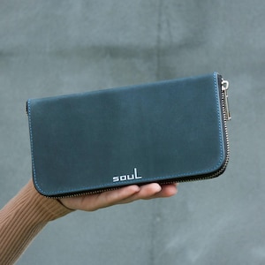 Monedero de cuero azul, monedero grande con cremallera, cartera de cuero mate, idea de regalo para mujer, monedero hecho a mano con 12 ranuras para tarjetas, monedero minimalista.