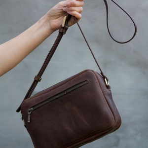 Women Crossbody Purse Vintage Effect Real Leather Zipper Shoulder Bag image 2