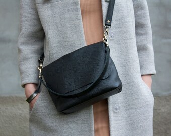 Women Minimalist Black 100% Leather Bag Soft Handbag Medium Size Everyday Shoulder Bag