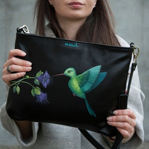 Schwarze Lederhandtasche mit Kolibri und Blumenmalerei, Damen, weiche Umhängetasche, Abend-Umhängetasche, Weihnachtsgeschenkidee