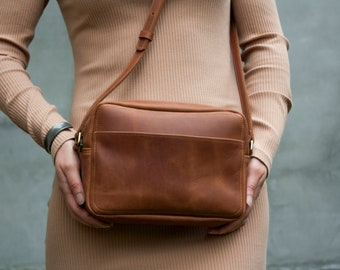 Women Daily Purse Brown Leather Shoulder Bag Cognac Color Small Handbag Minimalist Crossbody Purse Women Gift Purse