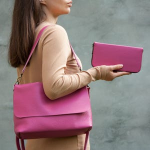 Bolso bandolera minimalista de piel de color rosa intenso y cartera con cremallera para mujer, bolso grande hecho a mano, idea de regalo para esposa