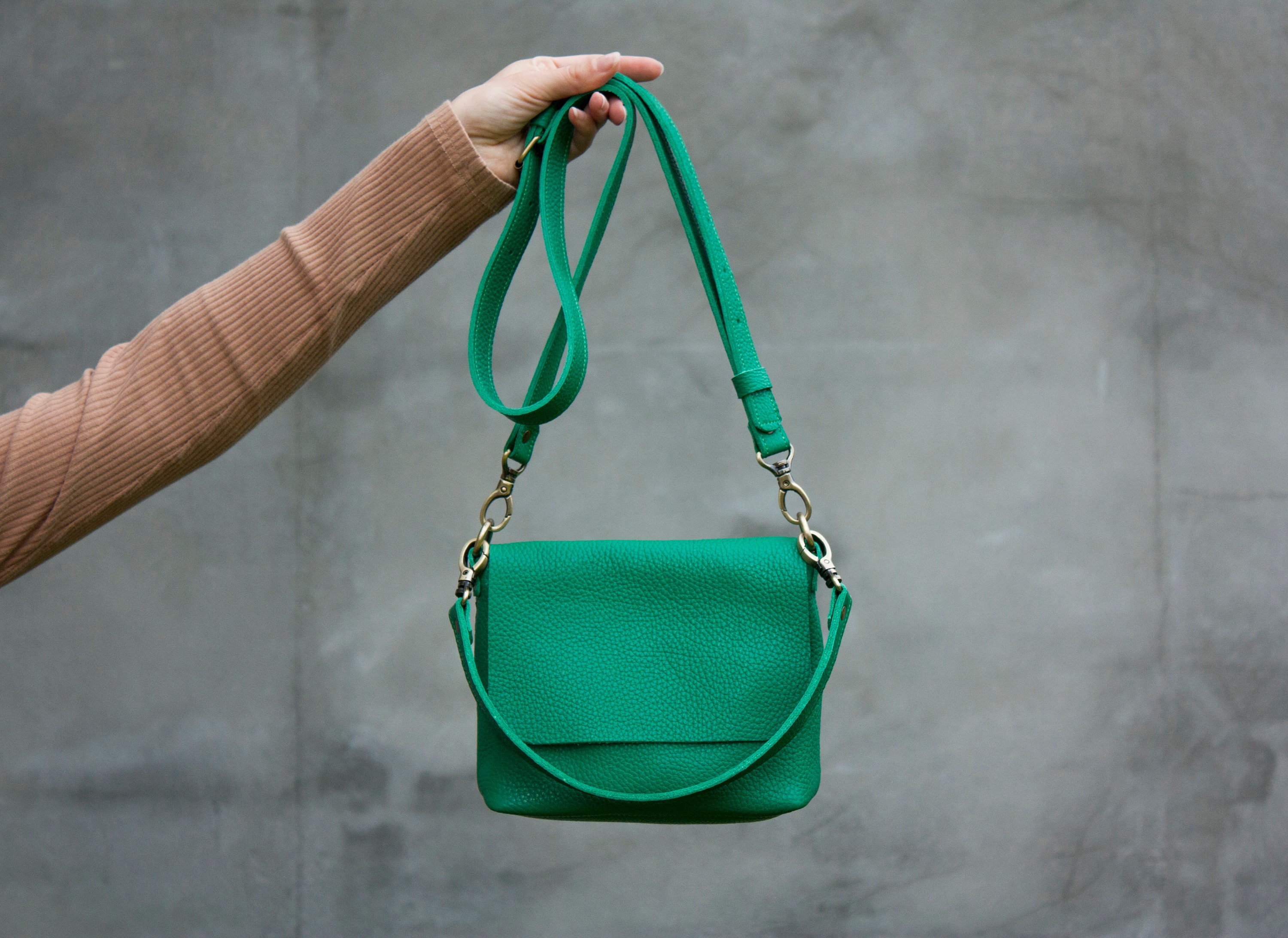 Emerald Green Handbags for Women. Crossbody Bag. Evening Bag. Small  Handbags. Grab Bags. Purse Bags. Top Handle Bag. Handbag With Strap 