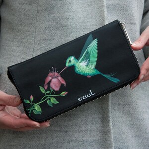 Carteira feminina com pintura de beija-flor, bolsa grande com zíper, carteira de couro preta, presente para mãe, bolsa feita à mão com flores