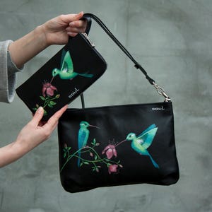 Bolsa transversal de couro preta e carteira com pintura de beija-flor, conjunto de couro feminino, bolsa feita à mão com flores, bolsa de couro macio