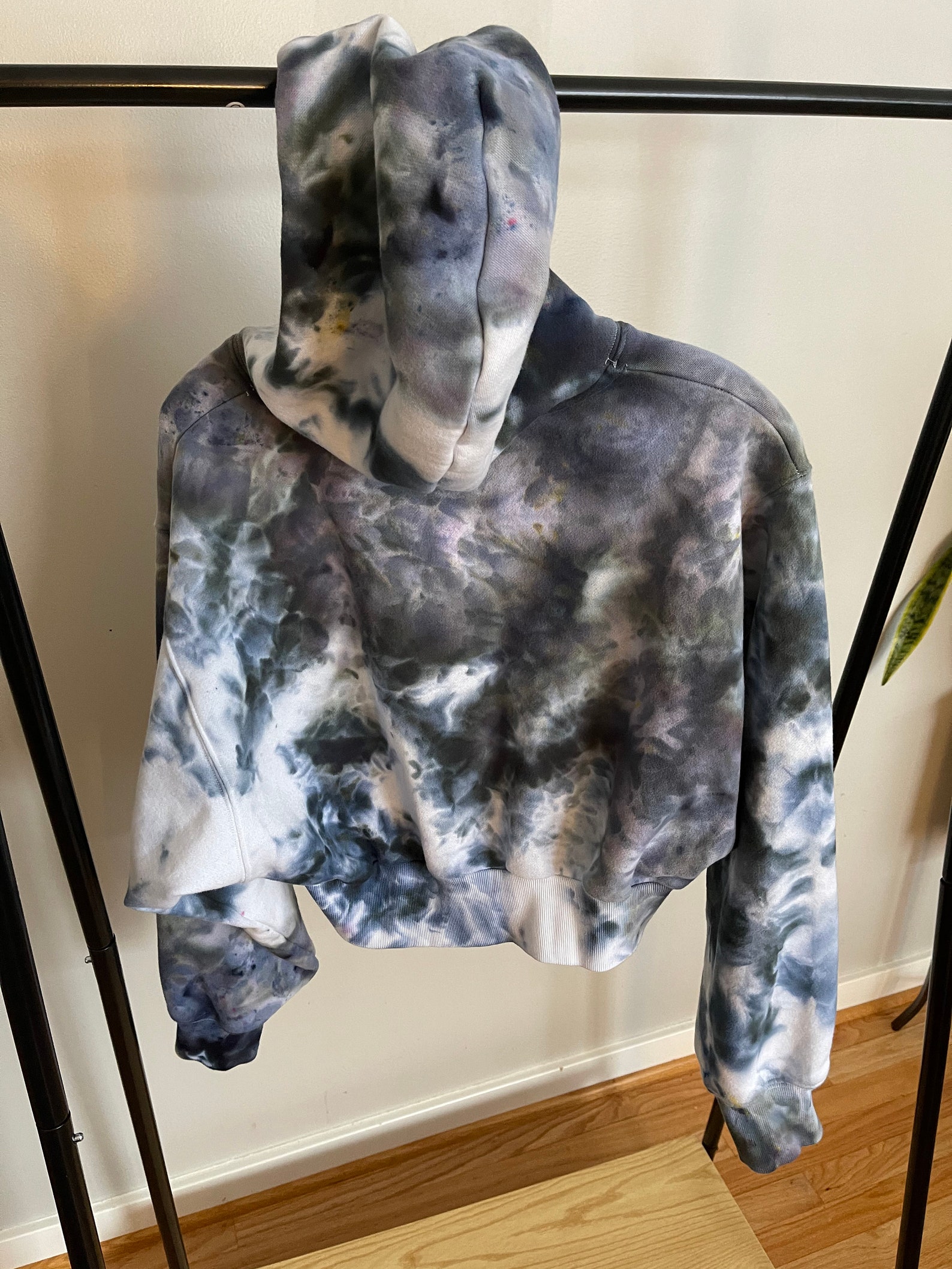 Aritzia TNA COZY AF Perfect Shrunken Hoodie Tie Dye - Etsy Norway