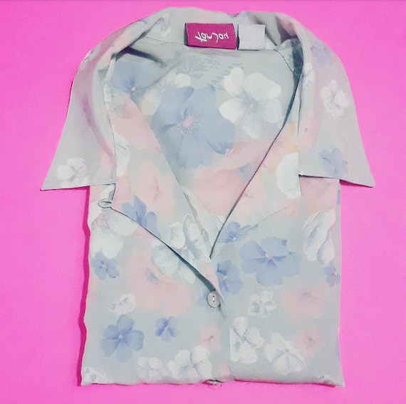 Vintage 80s/90s shirt floral flower flowers flower