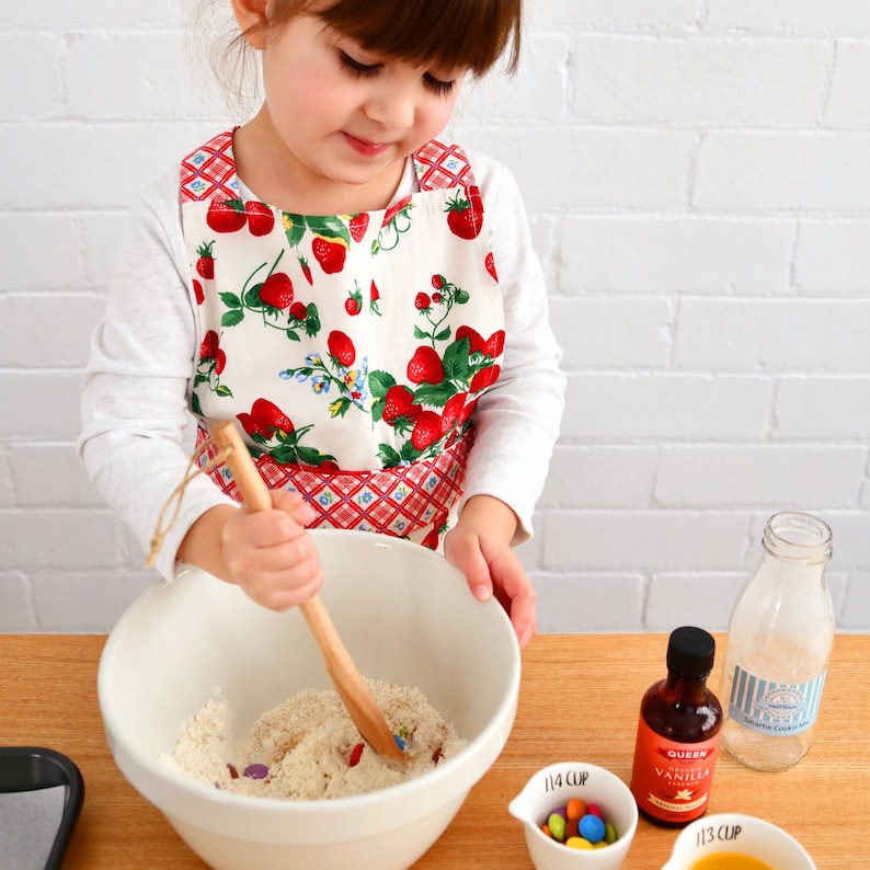 SMARTIE Cookie Mix in a Bottle. Adorable Gift. Fun at Home/holiday