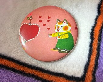 Busy town lowly worm 2.5” pin