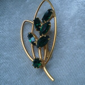 Vintage Rhinestone Emerald Colour Brooch Pin-1960&#39;s