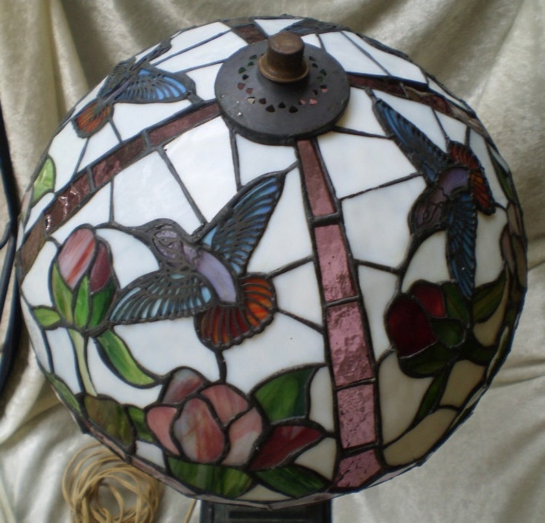 Vintage Stain Glass Hummingbird Lamp Shade 1960 S - Stained Glass Hummingbird Lamp Shade Vintage Stain Glass Hummingbird Lamp Shade 1960 S - Stained Glass Hummingbird Lamp Shade