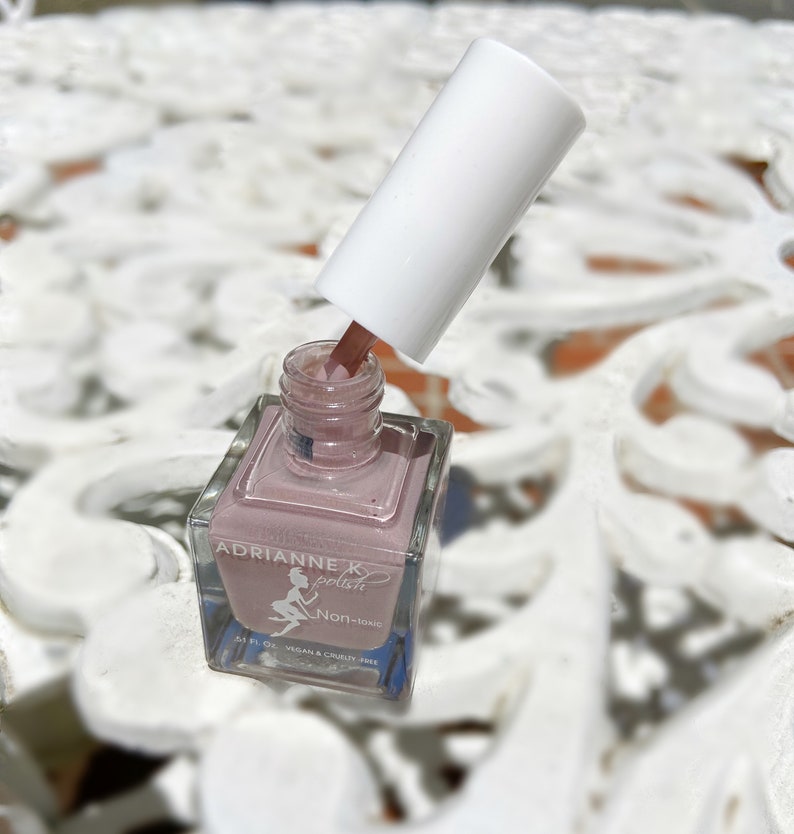 Desert Rose Nontoxic, 10 Free Shimmer Taupe/Pink Nail Polish by ADRIANNE K. Vegan, .51 fl oz, image 3