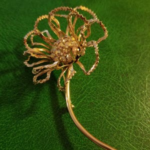 SARAH COVENTRY huge statement book piece flower brooch floral AB crystal rhinestone center gold metal signed shiny over 3 1/2"