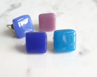 Simple Blue / Purple colourful dainty small Square glass stud earrings , Minimal earrings can use for both casual formal styles