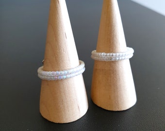 Dainty Simple Layered Frosted seed beads memory wire ring , Size Adjustable : Small = US6 1/2 ~ US8 1/2, Big = US9 ~ US11