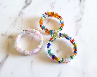 Dainty Layered colourful Rainbow seed beads memory wire ring , Mixed , Size Adjustable : Small = US6 ~ US8, Big = US8 1/2~ US10 1/2