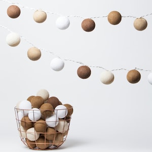 Leon - Cotton ball Fairy light -