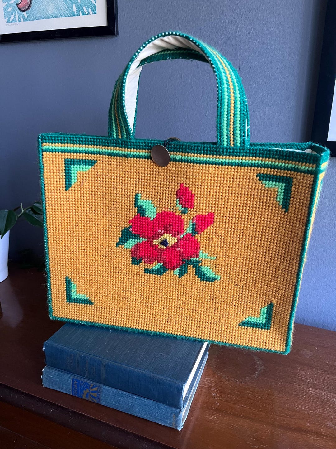 Vintage Needlepoint Garden Rose Purse