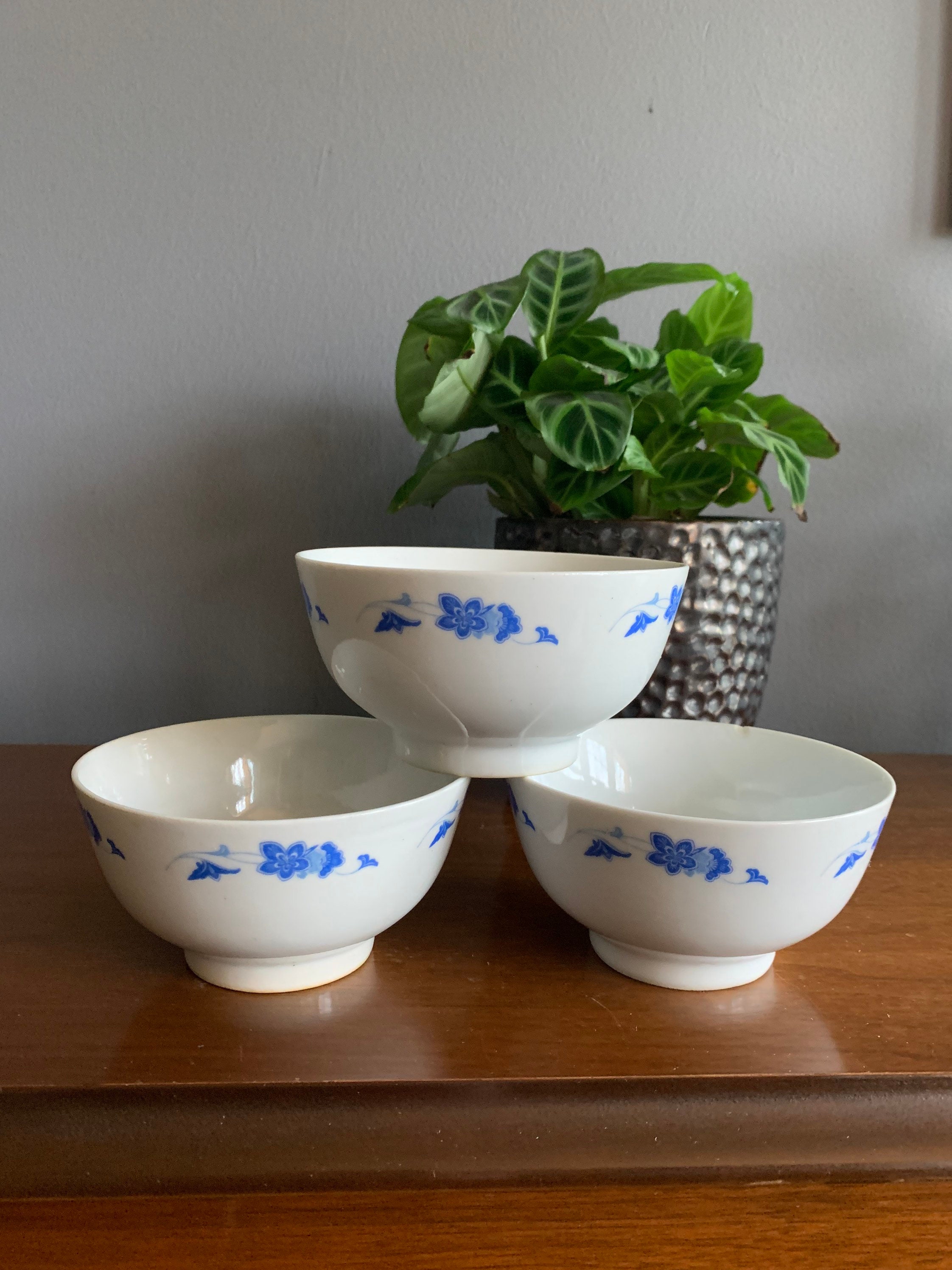 Set of 3 Small Vintage Chinese Bowls With Delicate Blue Etsy