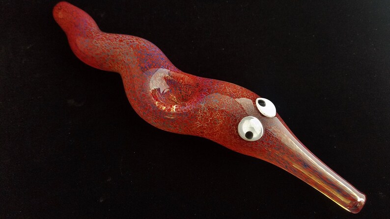 Glass Magic Worm Pipe (Red Version) | Color Changing | Unique Glass Art | Fast & Free Shipping 