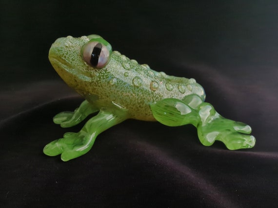 Glass Frog Pipe | UV Glow | Color Changing | Unique Functional Glass Art | Fast Shipping