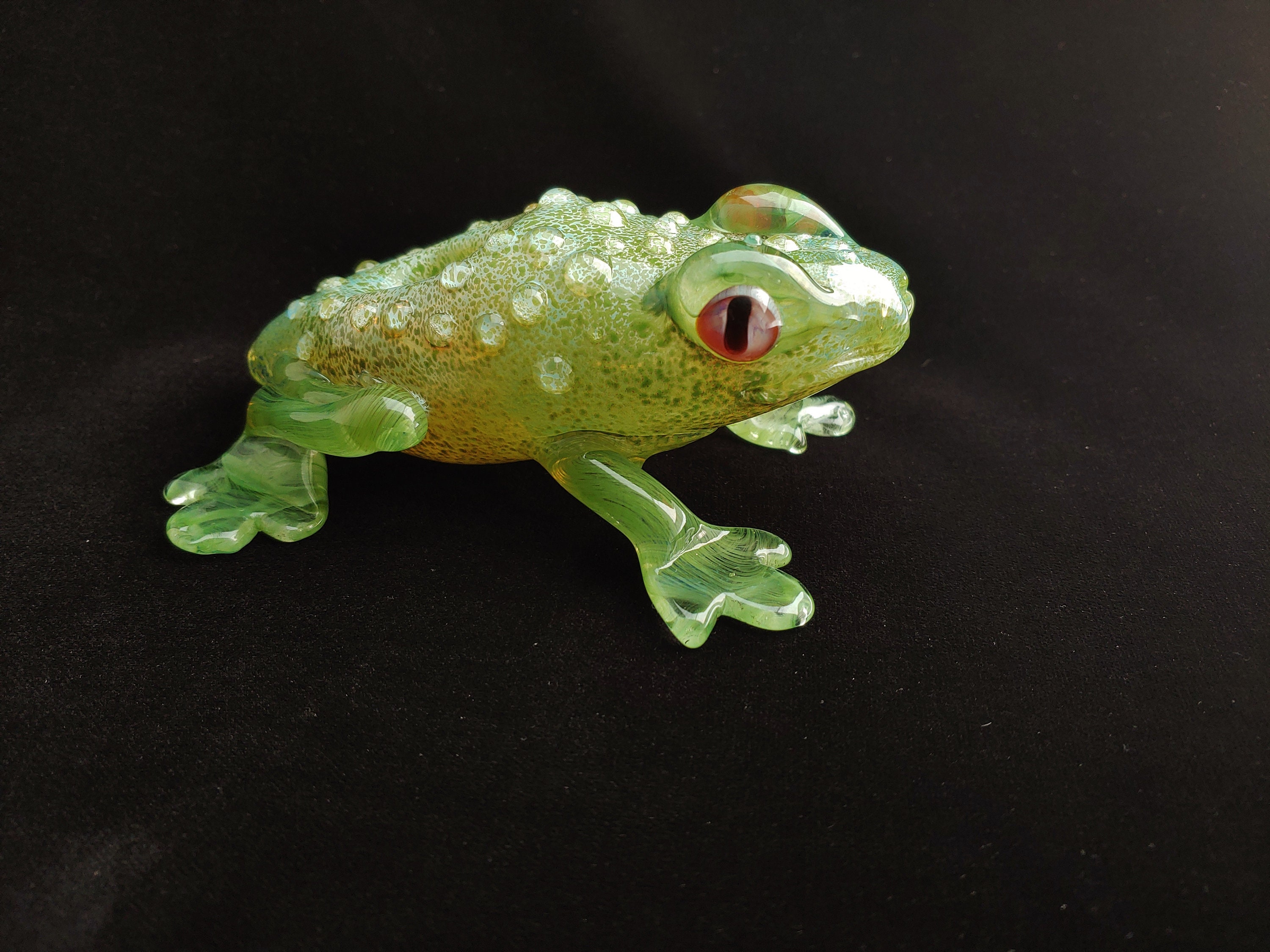 Glass Frog Pipe | UV Glow | Color Changing | Unique Functional Glass ...