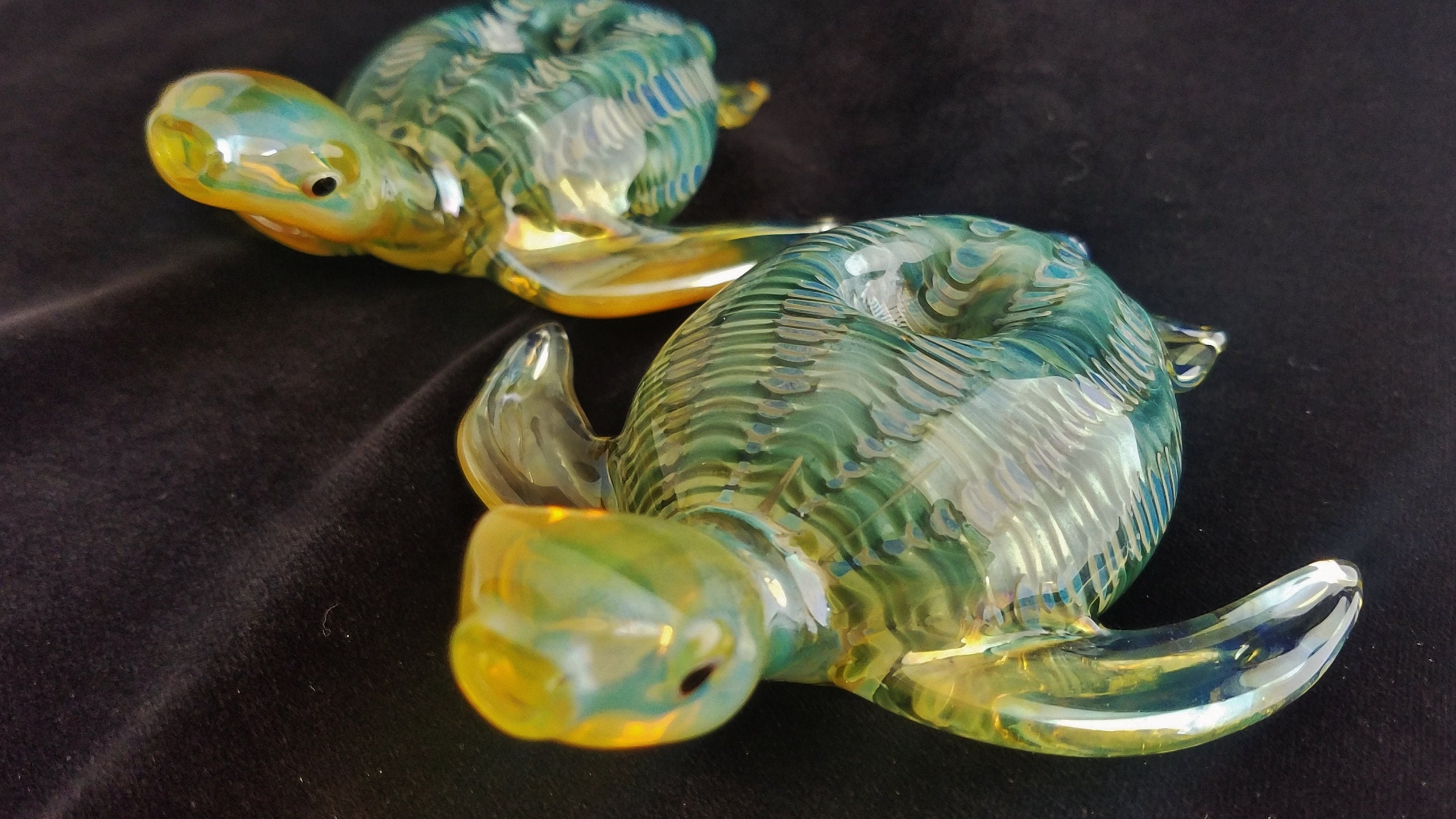 Color Changing Glass Sea Turtle Pipe | Unique Glass Art | Tobacco Pipe ...