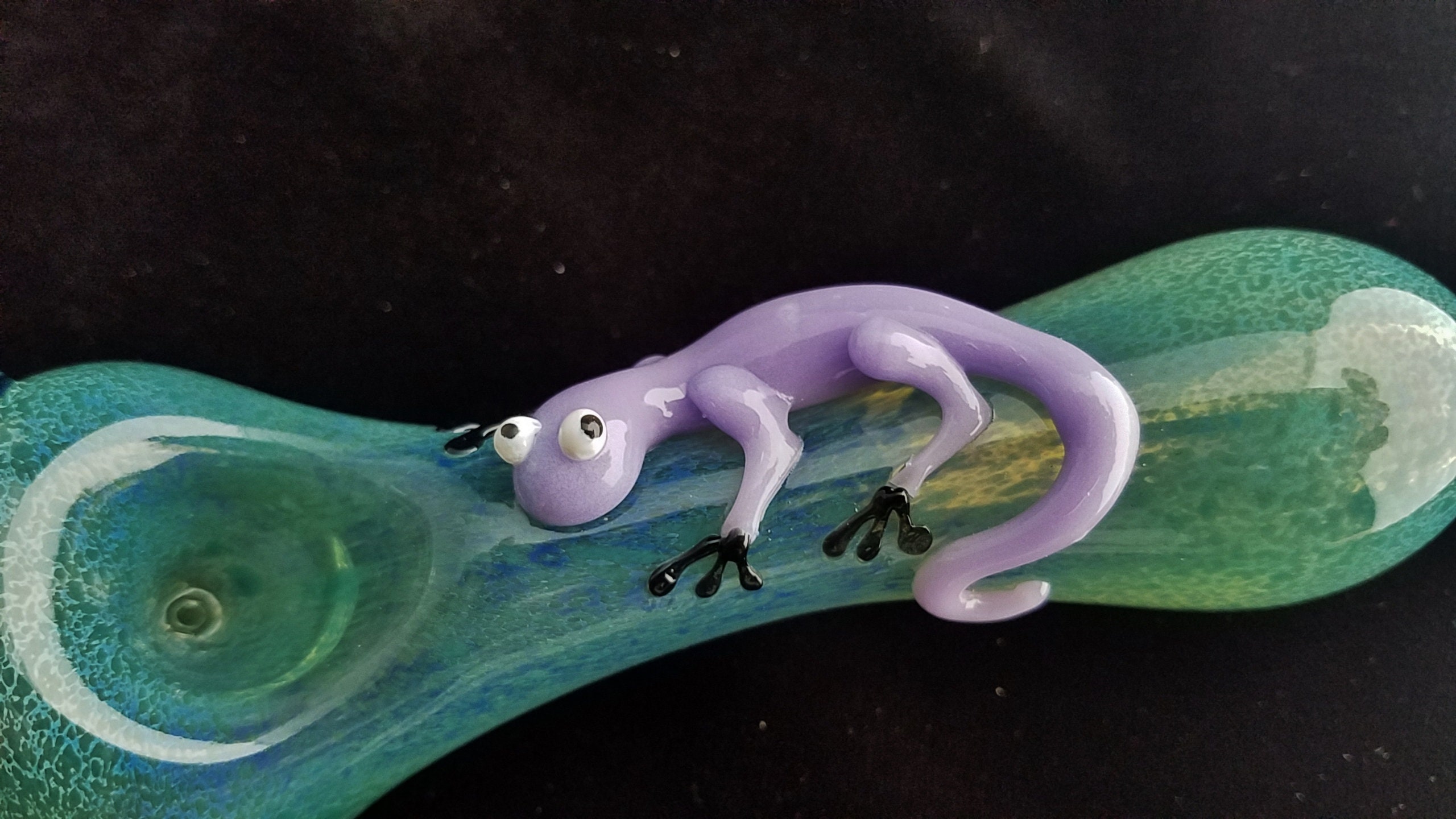 Glass Lizard Pipe Unique Glass Art Fast & Free Shipping