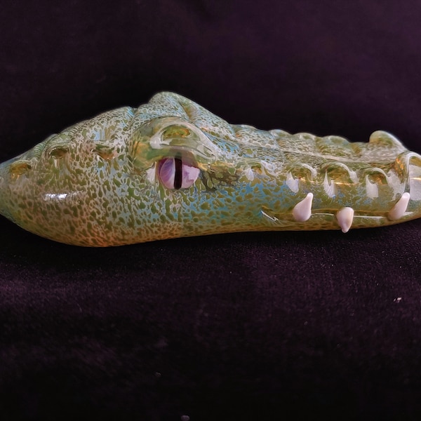 Pipe à tête d'alligator en verre | Changement de couleur | Art du verre unique | Expédition rapide