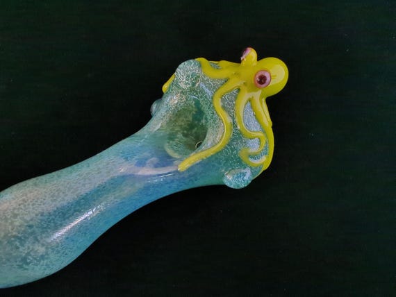 Glass Octopus Pipe | UV Glow  | Unique Glass Art | Fast Shipping