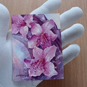 ORIGINAL mini Aquarell Lila Azalee Blume Miniaturmalerei Blumenbild Kleines Kunstwerk Puppenhausmalerei Matt magenta Amaranth