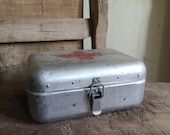 Aluminium Tin FIRST AID BOX Hungarian Vintage Medical First Aid Supplies Military Collectible Army Medicine Box, Metal, Old and Nostalgic