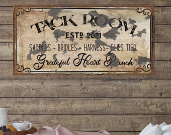 Vintage Tack Room Sign, Modern Farmhouse Decor, Ranch Signs, Rustic Home Decor, Primitive Decor, Vintage Gifts, Rusty Signs, Horse Lover