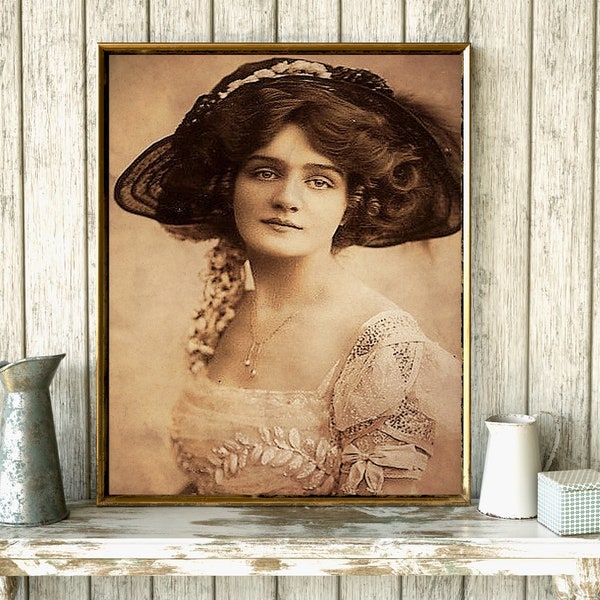Vintage Photo Prints, Vintage Portrait of Woman, Vintage Reproduction, Old Fashioned Photos, Old Time Photos, Antique Reproduction